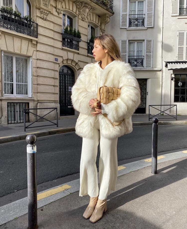 8 Winter White Outfits That Will Make You Look Ultra Chic