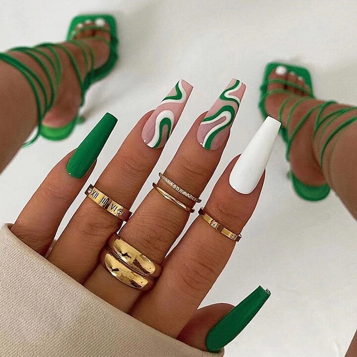 30 Festive Swirl Nails To Try Out This Summer Le Chic Street